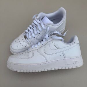 Mens All White Nike Air Force Ones Low Tops